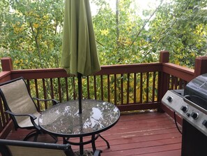 Exclusive Townhome, 4 Bedrooms, Non Smoking | Terrace/patio