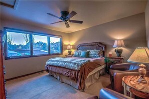 Exclusive Townhome, 4 Bedrooms, Non Smoking | 4 bedrooms, free WiFi - Cascades at Steamboat (Steamboat Springs)