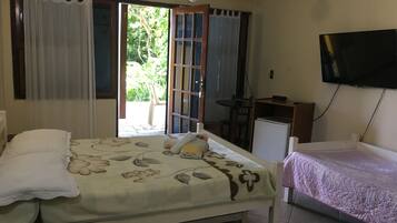 Minibar, desk, iron/ironing board, free WiFi
