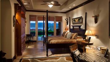 3 bedrooms, in-room safe, iron/ironing board, cots/infant beds