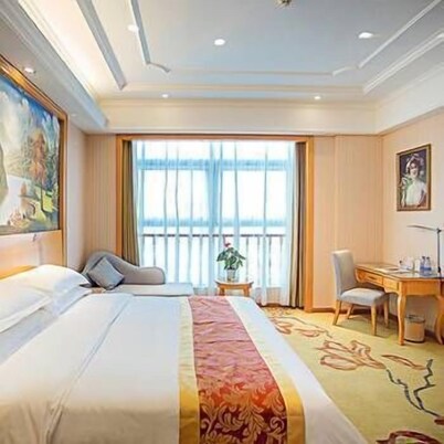 Vienna International Hotel