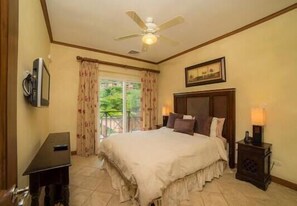 3 bedrooms, cots/infant beds, rollaway beds, free WiFi