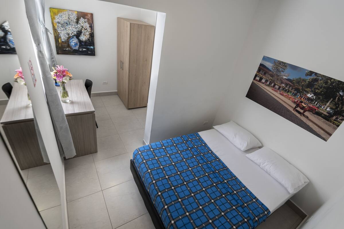 Classic Double Room, 1 Double Bed, Non Smoking | In-room safe, blackout drapes, iron/ironing board, free WiFi