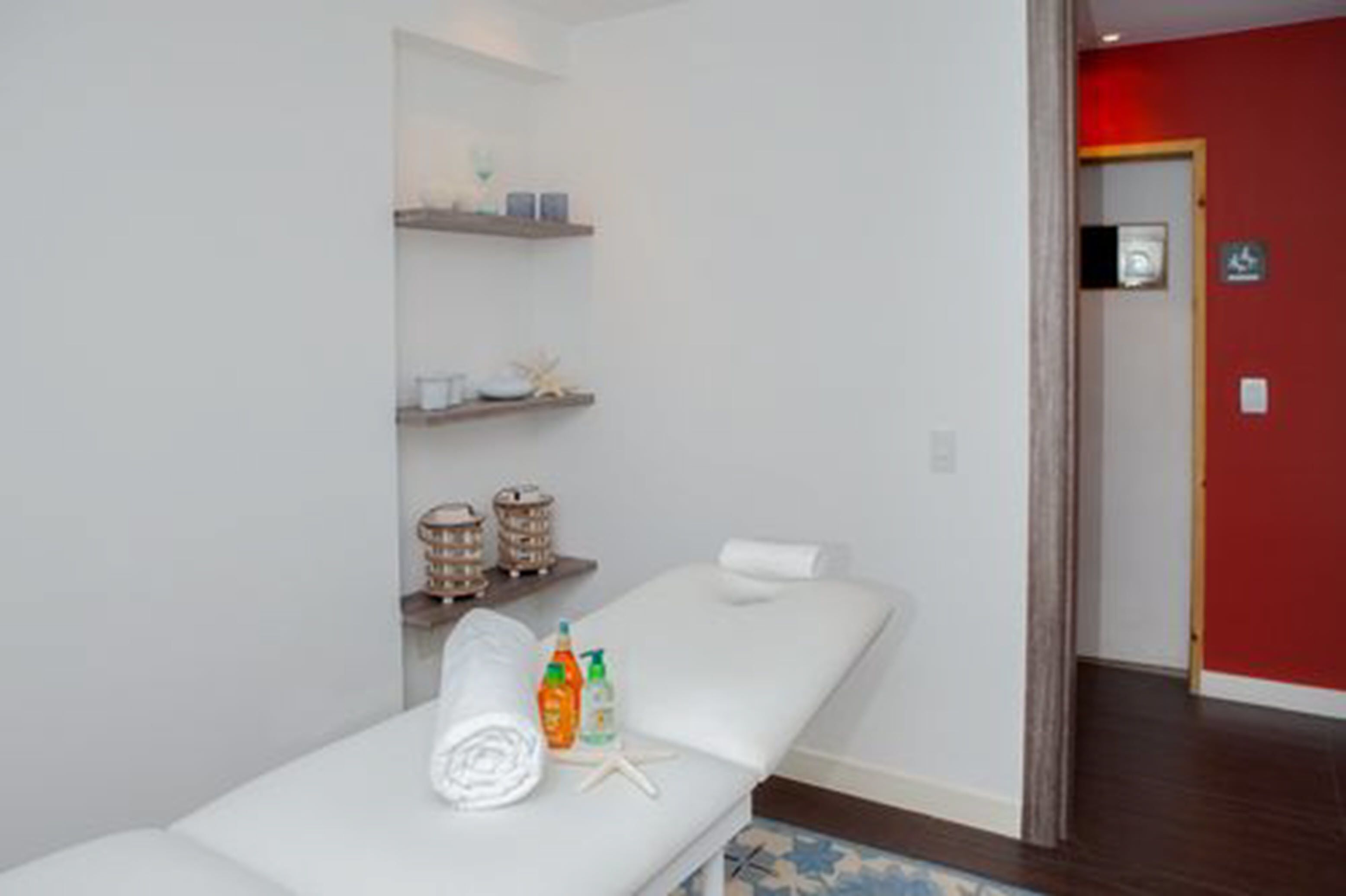 Body treatments, facials, massages