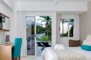 Minibar, in-room safe, desk, free cribs/infant beds - H2otel Boutique BY LD Hoteles (Paraguachí)