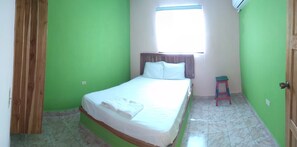 Premium bedding, free WiFi