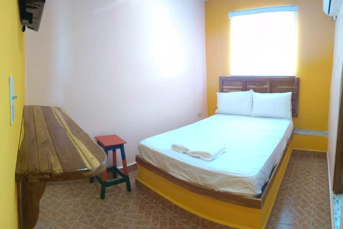 Phòng đôi Deluxe, nhiều giường, không hút thuốc | Bộ đồ giường cao cấp, truy cập Internet không dây miễn phí