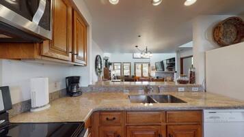 Condo (Snowmass_Woodrun_9956) | Exterior