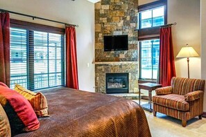 4 chambres, fer et planche à repasser, Wi-Fi gratuit, draps fournis