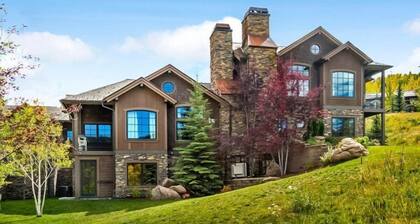Snowmass Village 2 Bedroom Ski-In, Ski-Out Condo on Fanny Hill