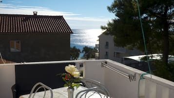 Apartment, 2 Bedrooms, Balcony (A4) | View from room