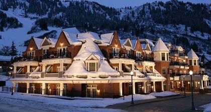 Aspen Mountain Residences 2 Bedroom Luxury Residence Club Condo