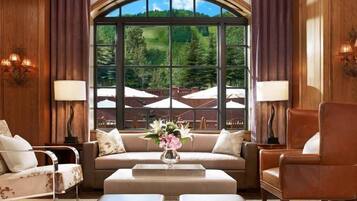 Condo (Aspen_St.Regis_2bed) | Exterior