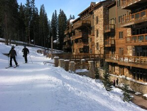 Condo (30577_The_Timbers) | Fachada