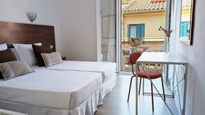 1 bedroom, in-room safe, desk, free cots/infant beds