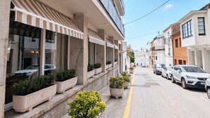 Front of property - Hotel Medium Montecarlo  (Llafranc)