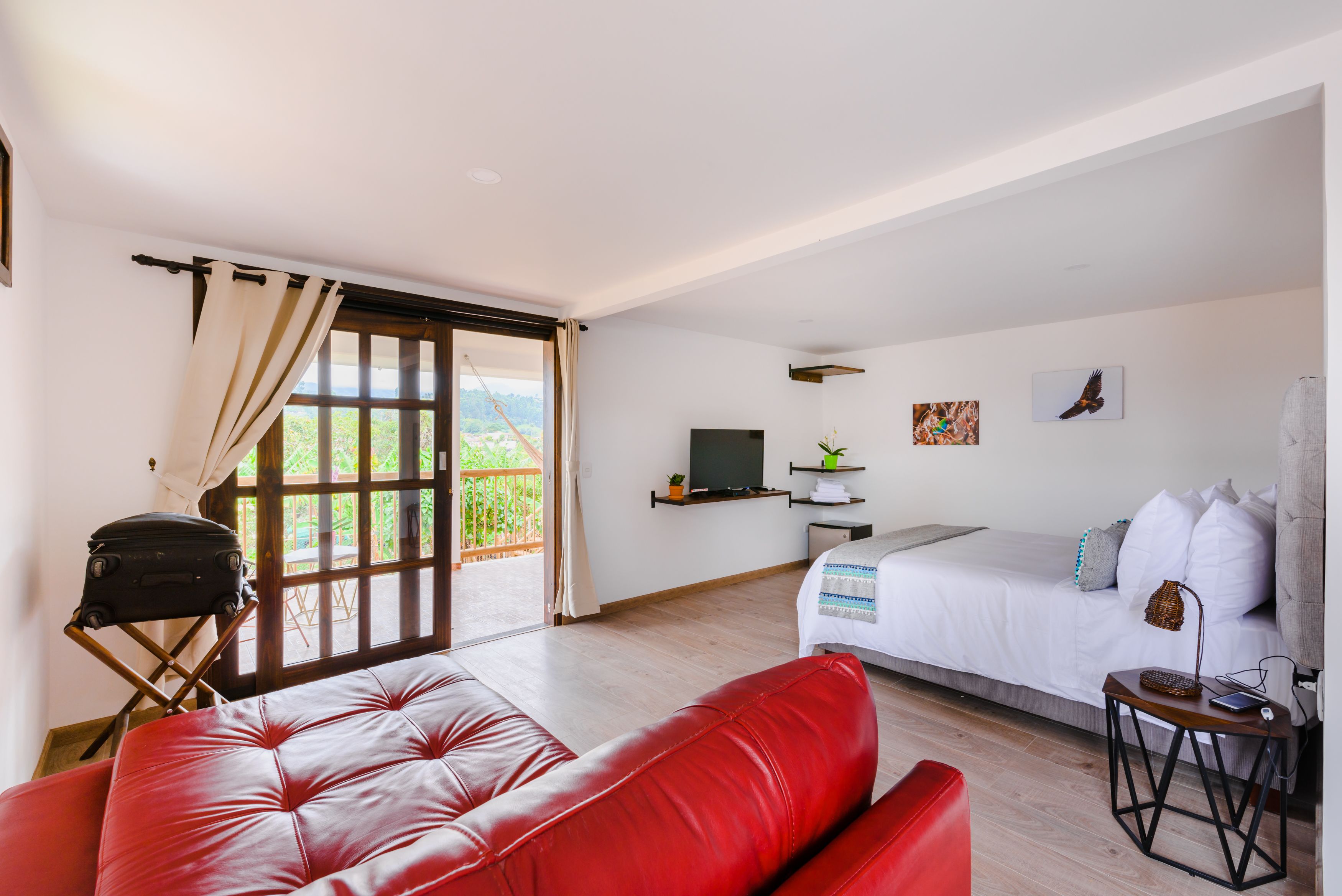 signature studio suite, 1 queen bed, non smoking | view from room