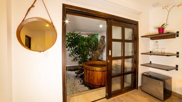 Deluxe Δωμάτιο | Κουρτίνες συσκότισης, ηχομόνωση, δωρεάν Wi-Fi, κλινοσκεπάσματα 