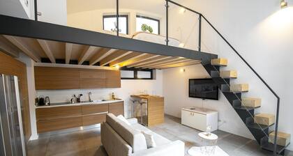 Design Central Apartment