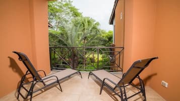 Appartement, Meerdere bedden (Los Suenos Resort Veranda 2B) | Balkon