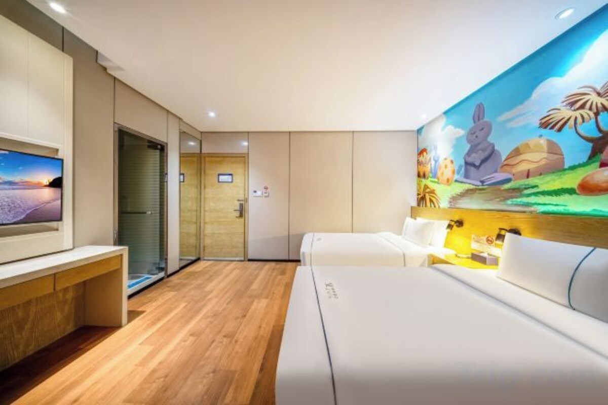 Superior 2-bed Room