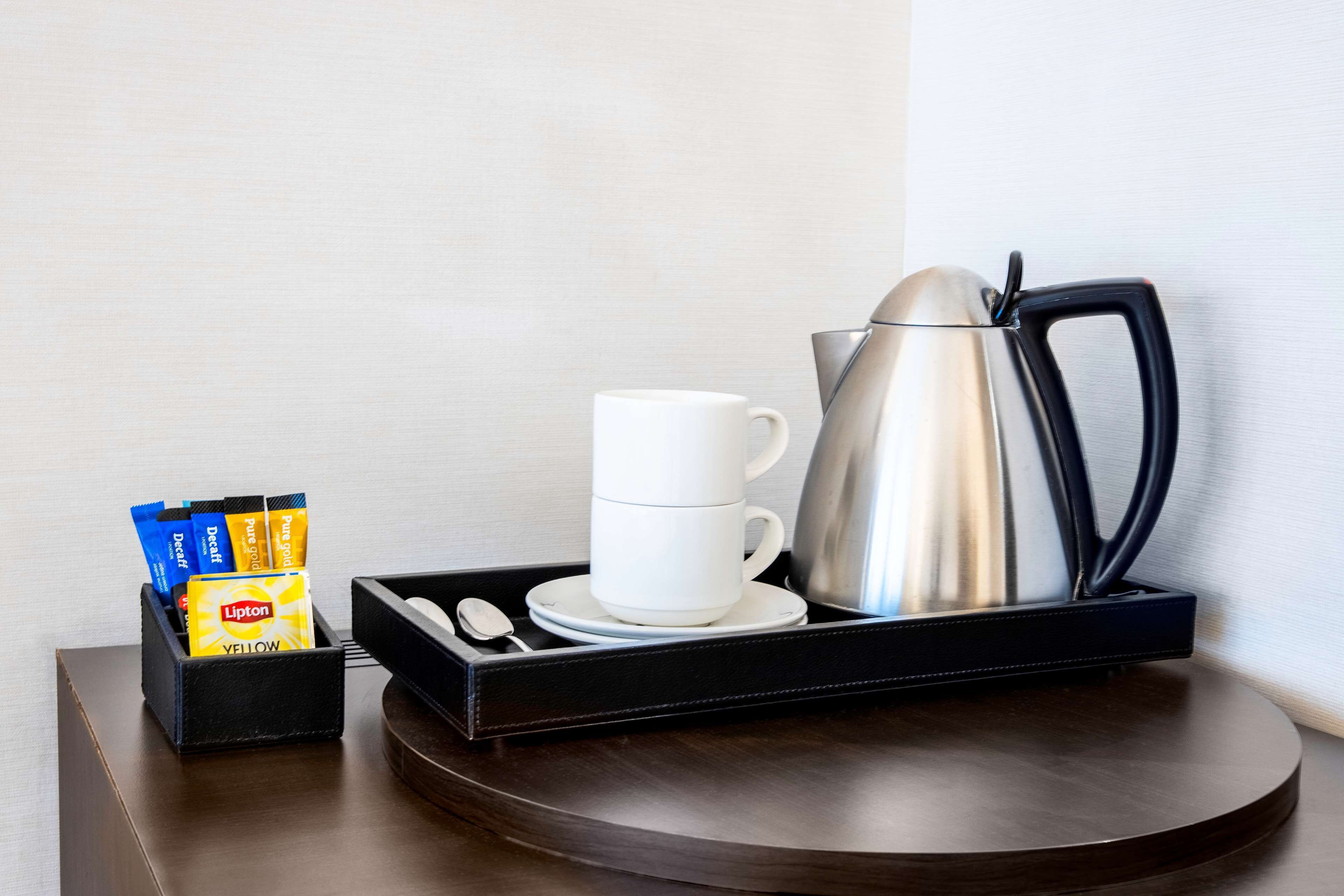 premium bedding, minibar, in-room safe, iron/ironing board