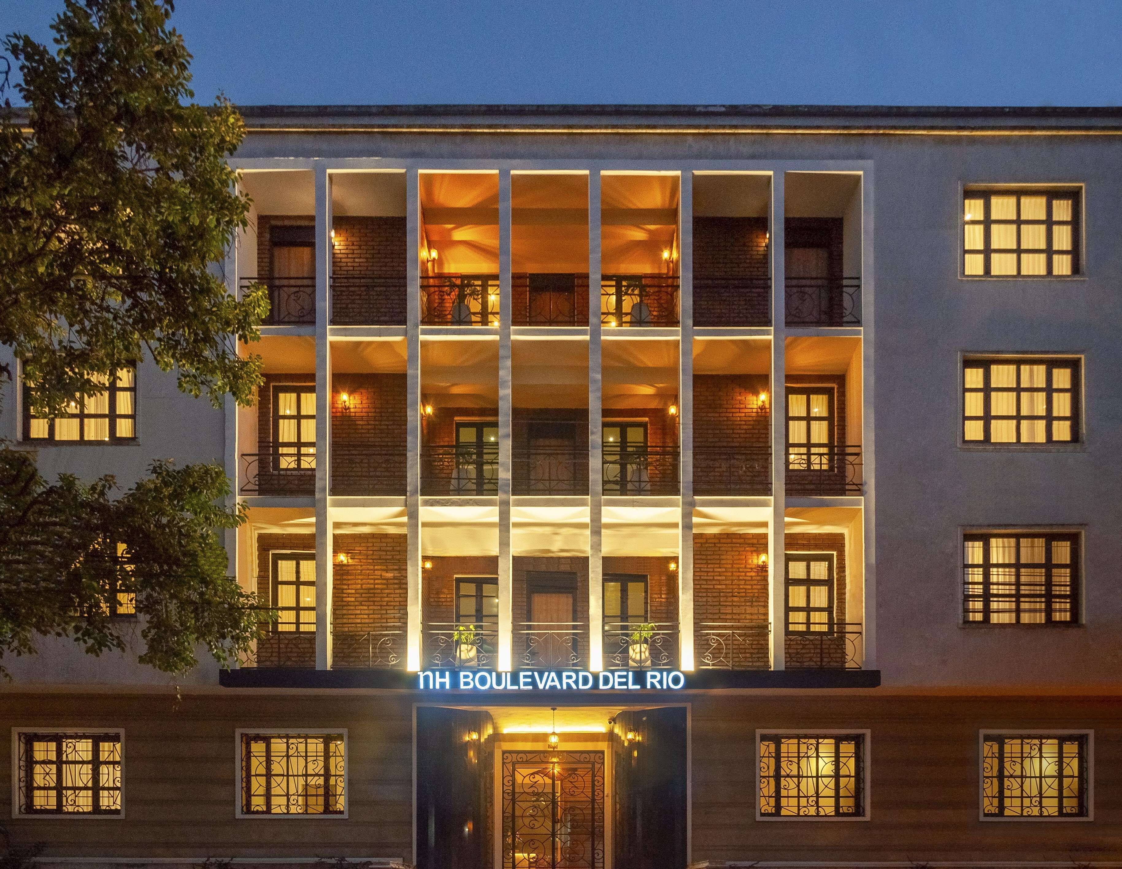 Façade de l’hébergement - soirée/nuit