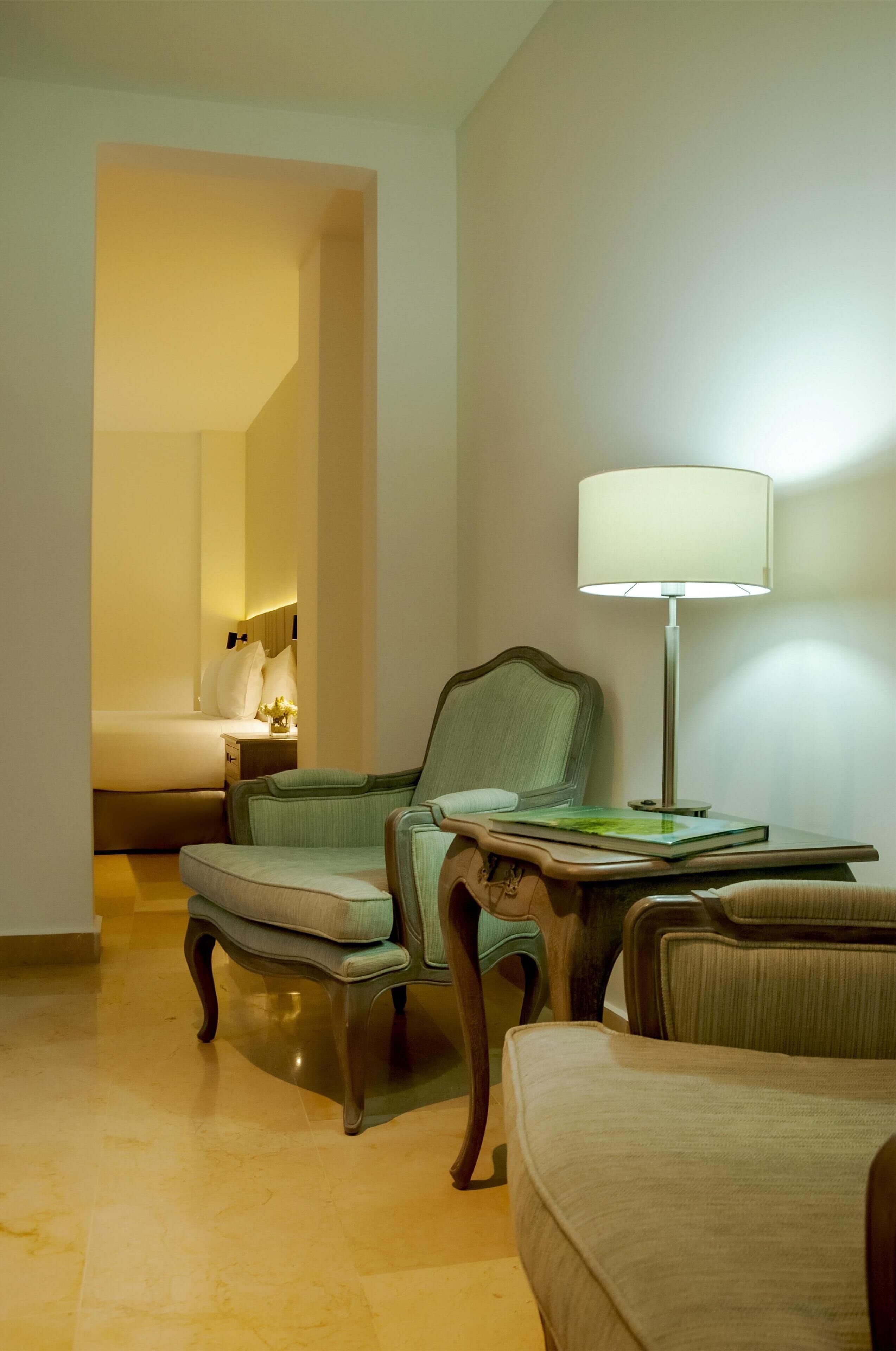 premium bedding, minibar, in-room safe, iron/ironing board