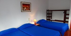 Triple Room, 3 Single Beds | In-room safe, iron/ironing board, rollaway beds, free WiFi