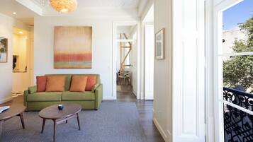 Deluxe Apartment, 2 Bedrooms (Esperanca) | Living area | LCD TV