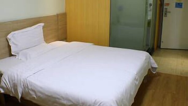 Room - 7 Days Inn (Chenzhou)