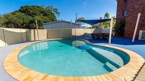 Pool - Waterviews in the Heart of Bongaree (BONGAREE)