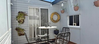 Close to Water, Restaurants and Clubs in Bongaree