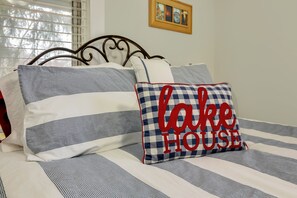 5 habitaciones, tabla de planchar con plancha, wifi y ropa de cama