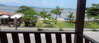 FLATS CAPPIO 1 - Waterfront, w / air conditioning, TVs, fans, WIFI, etc.