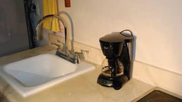 Microwave, coffee/tea maker, cookware/dishes/utensils
