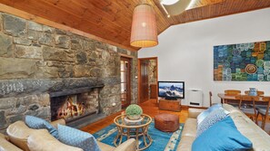 TV, fireplace - A bluestone cottage in the heart of Port Fairy (Port Fairy)