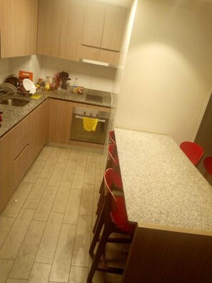 Kühlschrank, Mikrowelle