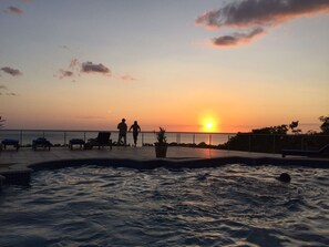 Outdoor pool - Villa Papagayo is on the West Pacific coast of Azuero Peninsula. (Morrillo)