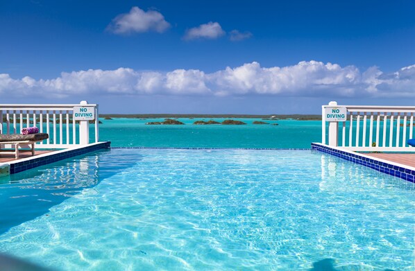 An infinity pool