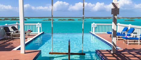 Een infinitypool