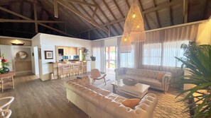 Smart TV, table tennis, books