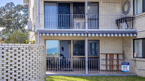 Great Views, Ground Floor Unit