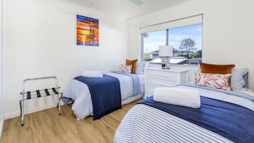 2 chambres, fer et planche à repasser, Wi-Fi gratuit, draps fournis