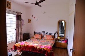 2 bedrooms - Quiet & Pleasant 2BHK apartment in Pune (Pune)