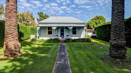 A gorgeous Victorian cottage represents that heritage feel of Port Fairy.