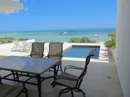 House Beach Front Superb Ocean View Hi Speed WiFi Unlimitd Fresh Water Free call