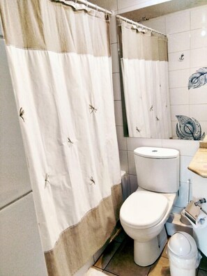 Business Apartment, 2 Bedrooms, Non Smoking, Private Bathroom | Bathroom - Ohmni Apart Hotel (Santiago)