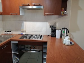 Business Apartment, 2 Bedrooms, Non Smoking, Private Bathroom | Private kitchenette