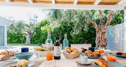 Elegante Villa in der Nähe vom Meer, großer privater Pool, Garten, Grill, kostenloses WLAN